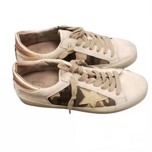 NEW SAGE & CLARE women's paula sneaker in green camouflage